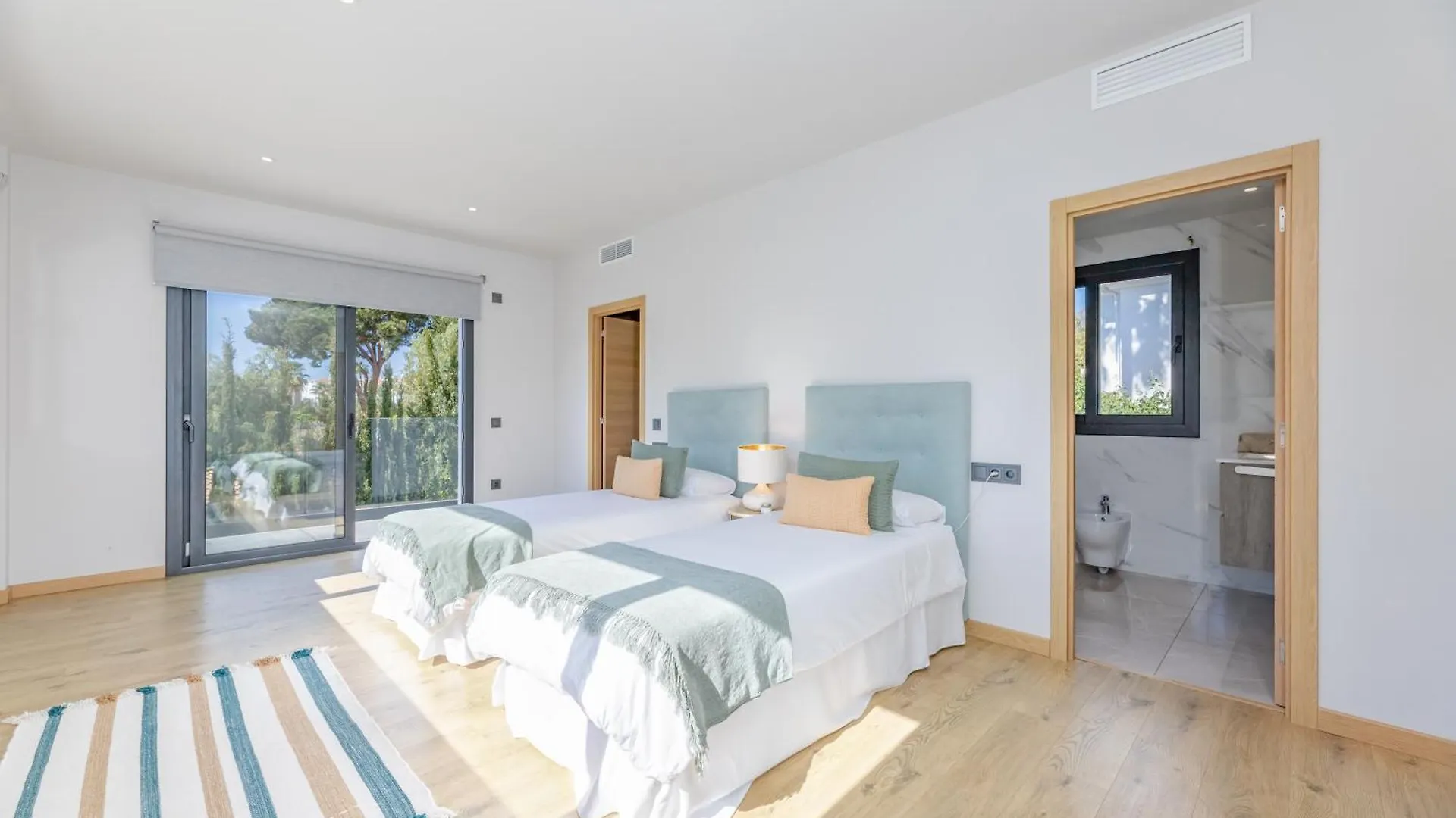 Villa Alegria By Kura Homes Marbella