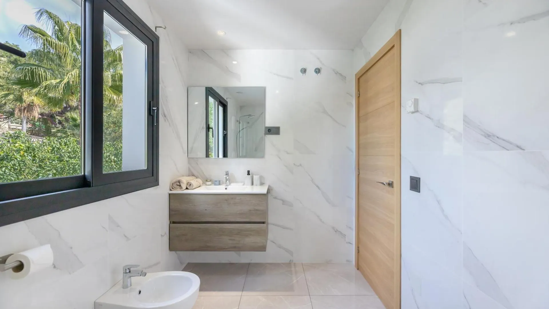 Villa Alegria By Kura Homes 마르베야 스페인